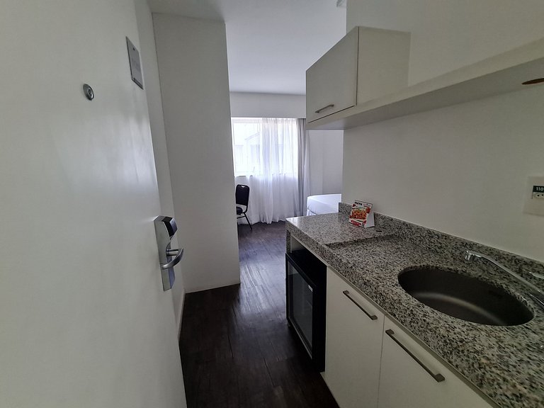 Flat on the Lagoa da Pampulha waterfront •