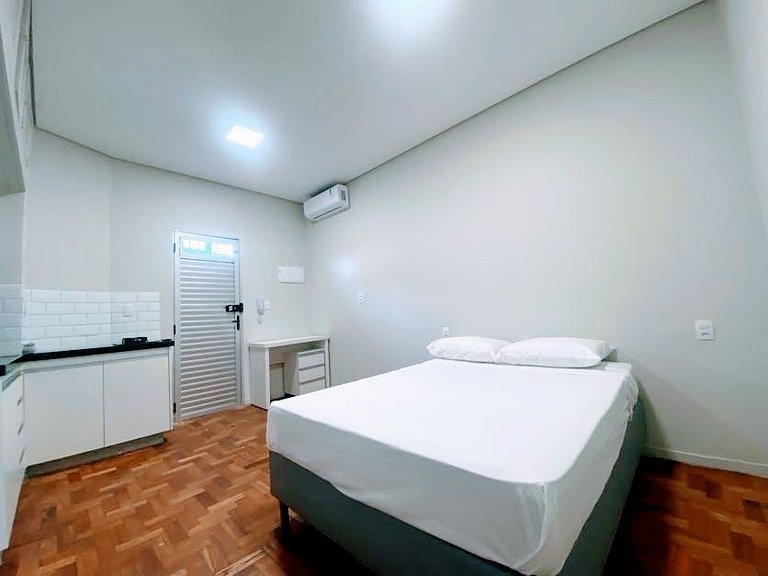Loft Aconchegante no Prado, BH — Ar, Smart TV e