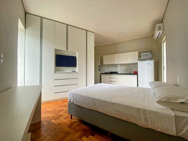 Charming Studio in Prado | Historic Building, 2
