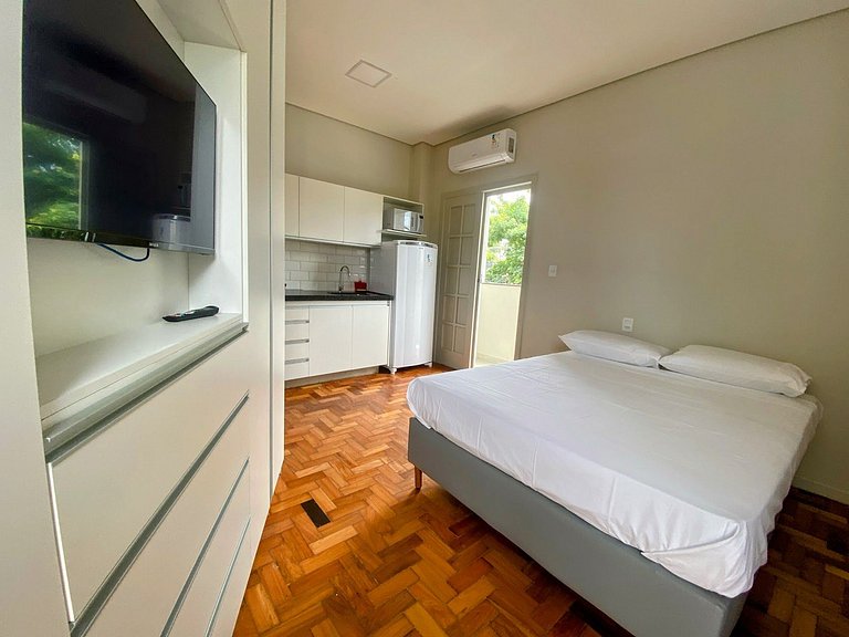 Charming Studio in Prado | Historic Building, 2
