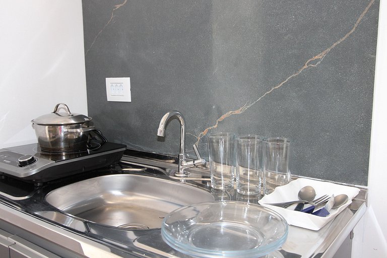 Aconchego Moderno de 12m² Próximo ao Mineirão!