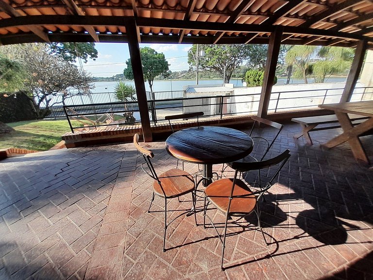 Cozy En-Suite on the Pampulha Waterfront, Minutes from the M