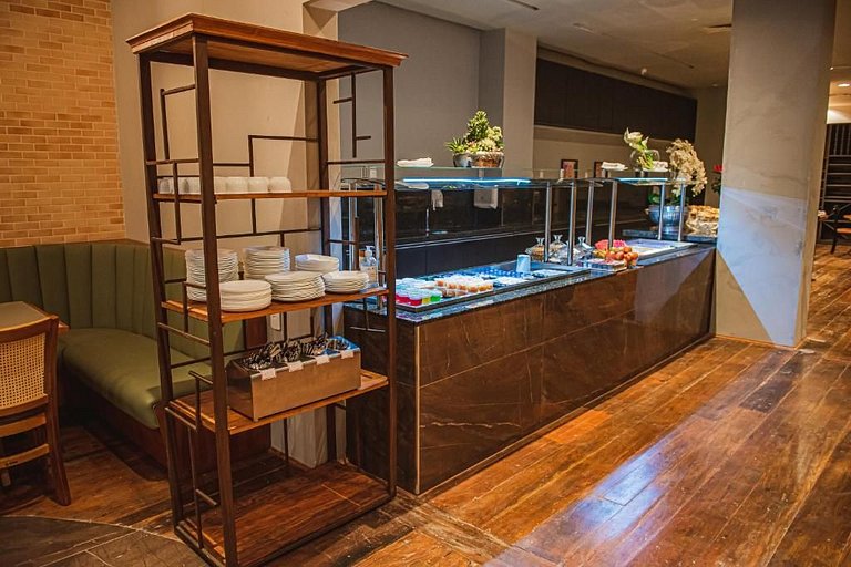 Premium Stay with Rooftop Pool at SanDiego Lourdes