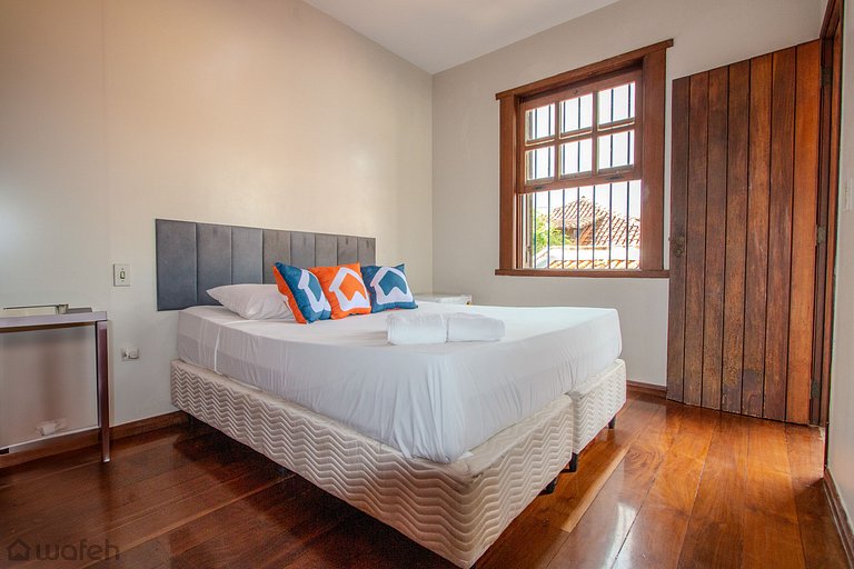 Suíte c/ Jardim e Closet na Av. Fleming – Pampulha