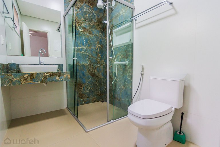 Private Double Suite w/ Large Wardrobe