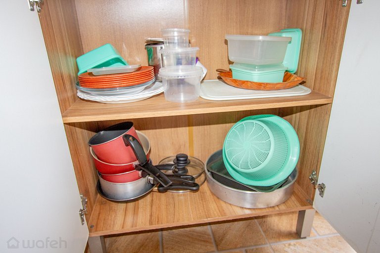 Quarto Individual Econômico Banheiro Compartilhado