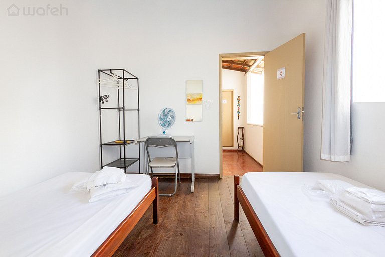 Budget Single Room (Shared Bathroom)