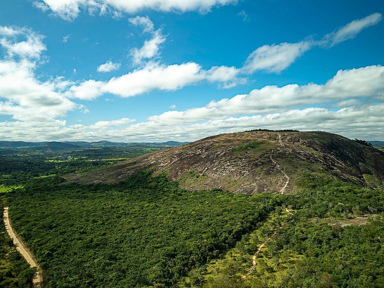 Suíte Tripla: Vista Incrível da Serra de Prados