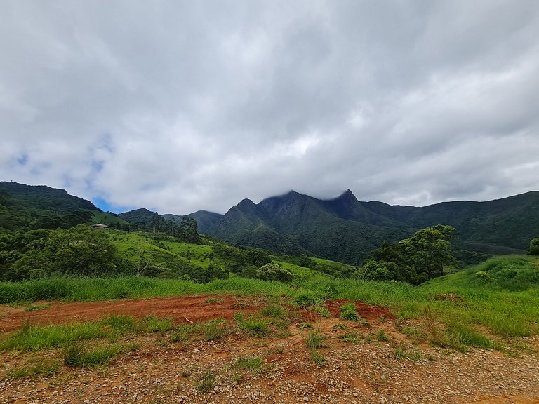 Suíte Tripla: Vista Incrível da Serra de Prados