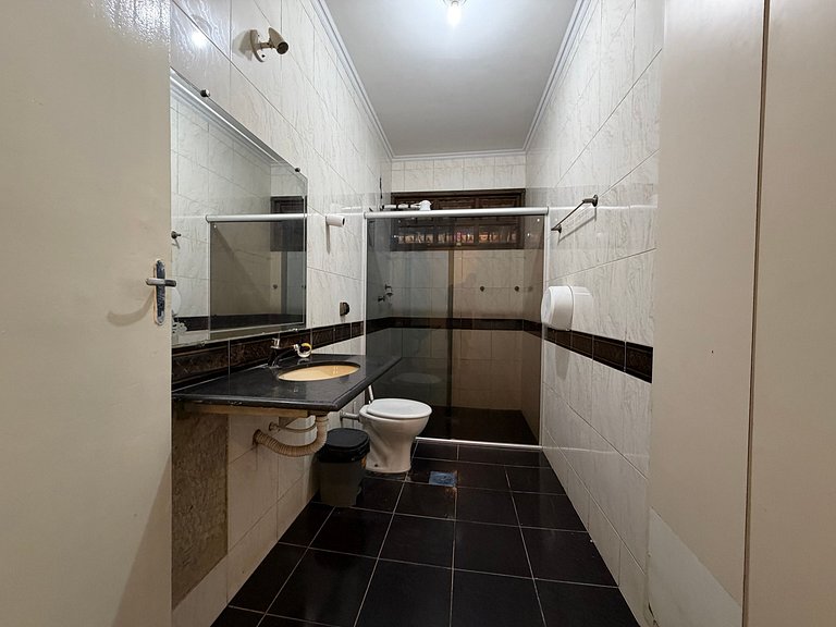 Quarto Aconchegante na Casa Amarela