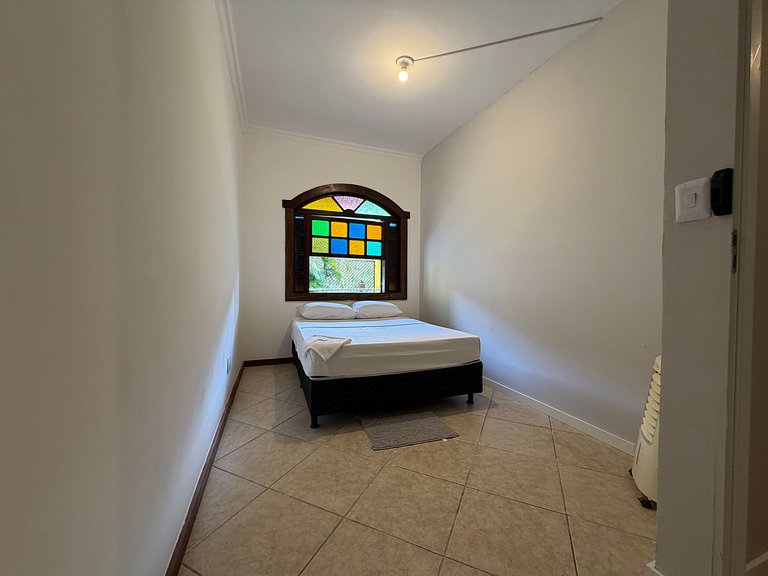 Quarto Aconchegante na Pampulha - WC Compartilhado