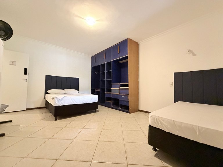 Private triple room in Pampulha