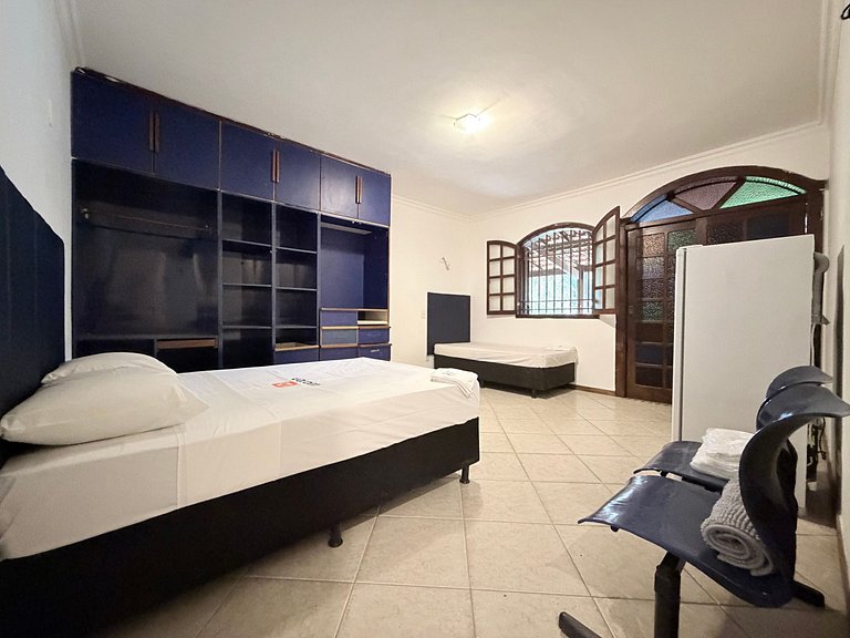 Private triple room in Pampulha