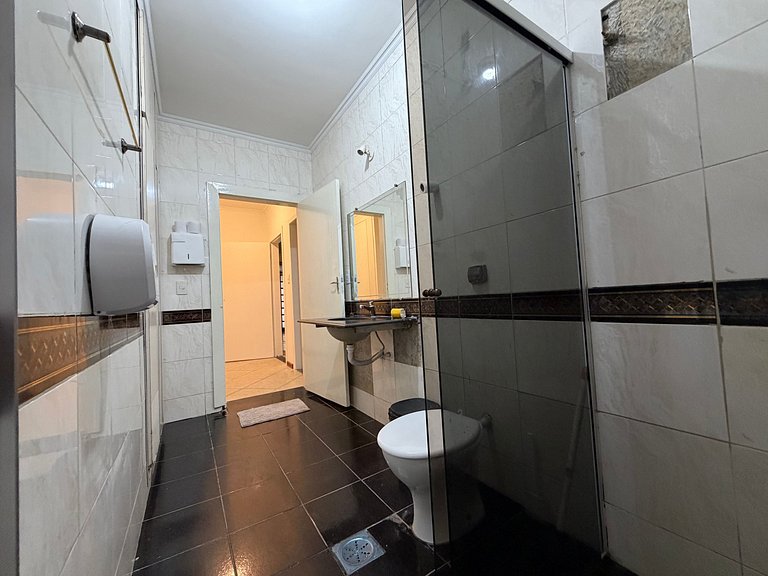 Quarto privativo Triplo na Pampulha