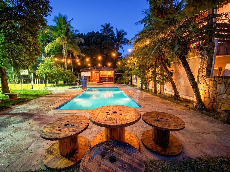 Couple's suite in Pampulha with pool and full
