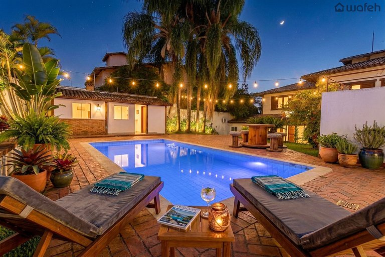 Suite for 4 in Pampulha with Pool and Lagoon View
