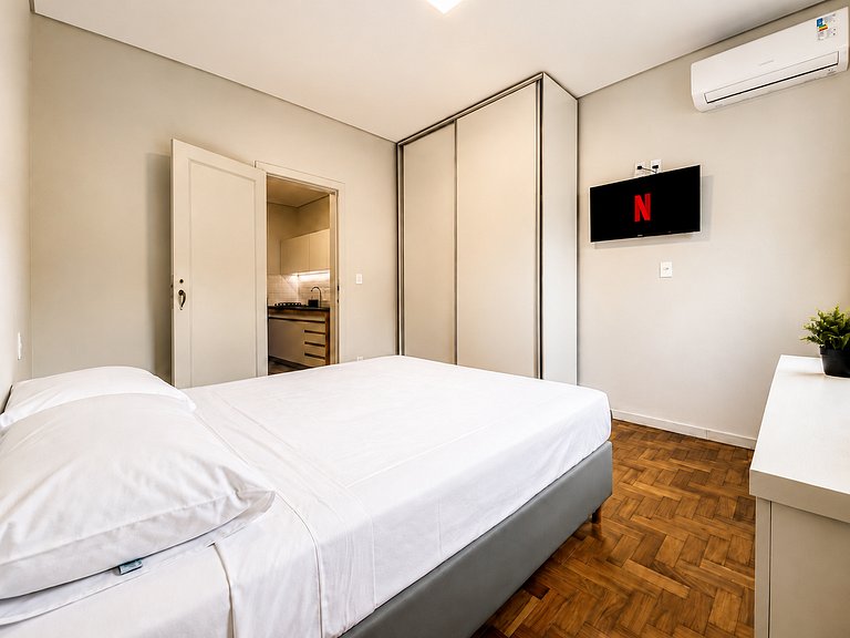 Flat no Prado | Prédio histórico, ar-condicionado