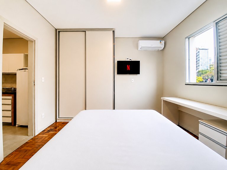 Flat no Prado | Prédio histórico, ar-condicionado