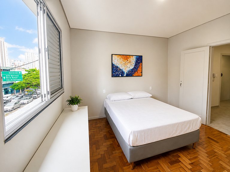 Flat no Prado | Prédio histórico, ar-condicionado